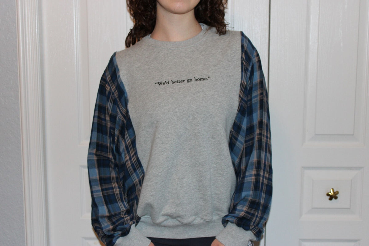 Women's Grey Sweatshirt w/ Blue Plaid Sleeves & Disney Characters Graphic size Medium
