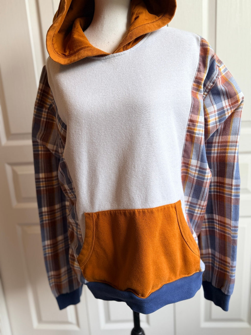 Women's Hoodie with Plaid Sleeves and Color Block Design, Size Large