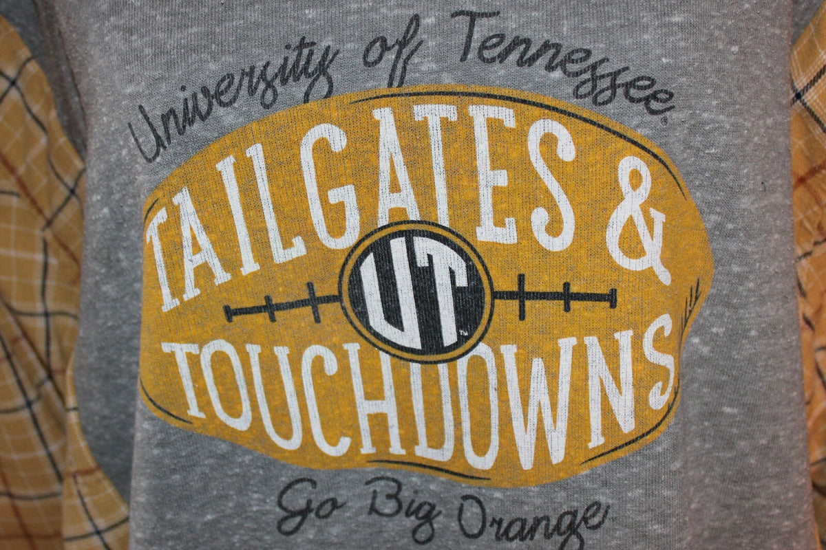 University of Tennessee Tailgates & Touchdowns Grey Sweatshirt with Yellow Plaid Sleeves Size 2XL