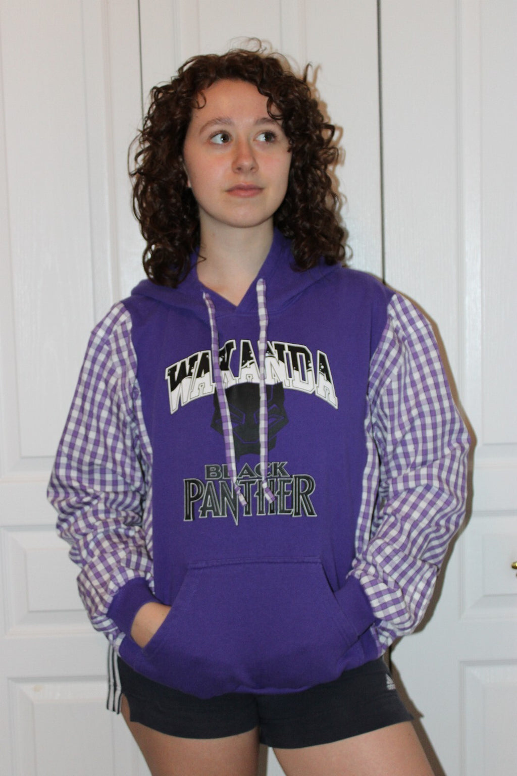Purple Black Panther Wakanda Hoodie with Checkered Sleeves, Size Large
