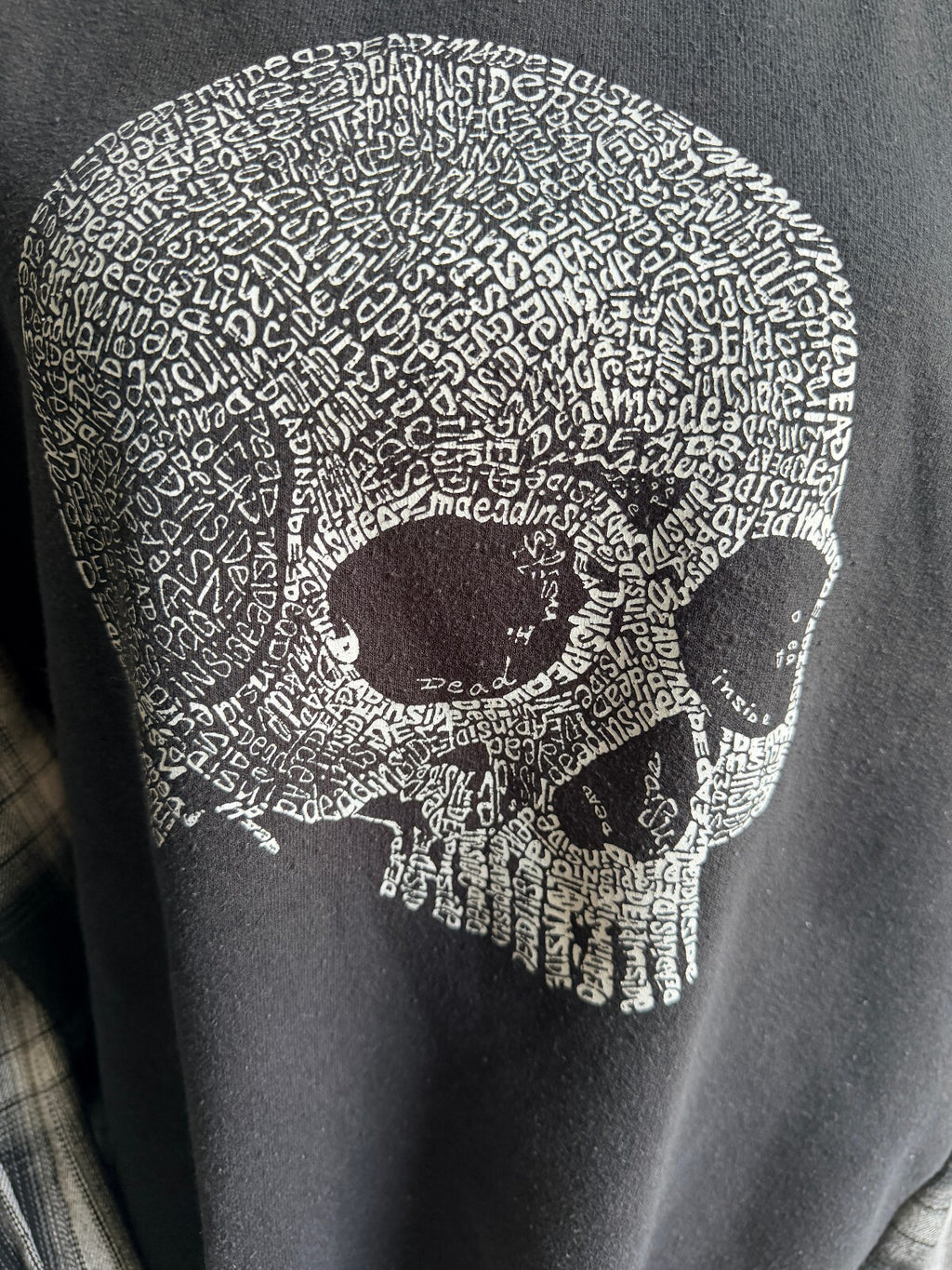 Black Sweatshirt with Plaid Sleeves and Skull Graphic Design size large