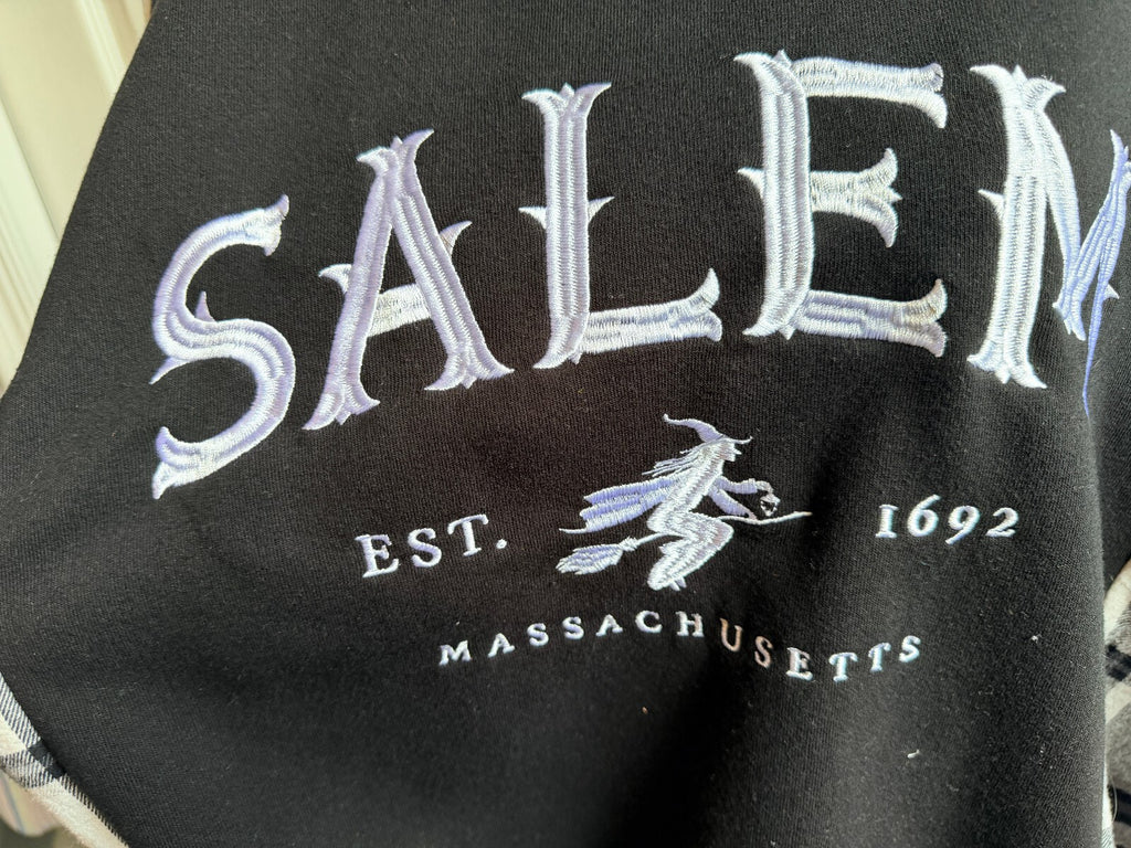 Salem Massachusetts Black Sweatshirt w/ Plaid Sleeves & Embroidered Witch Design Oversized large
