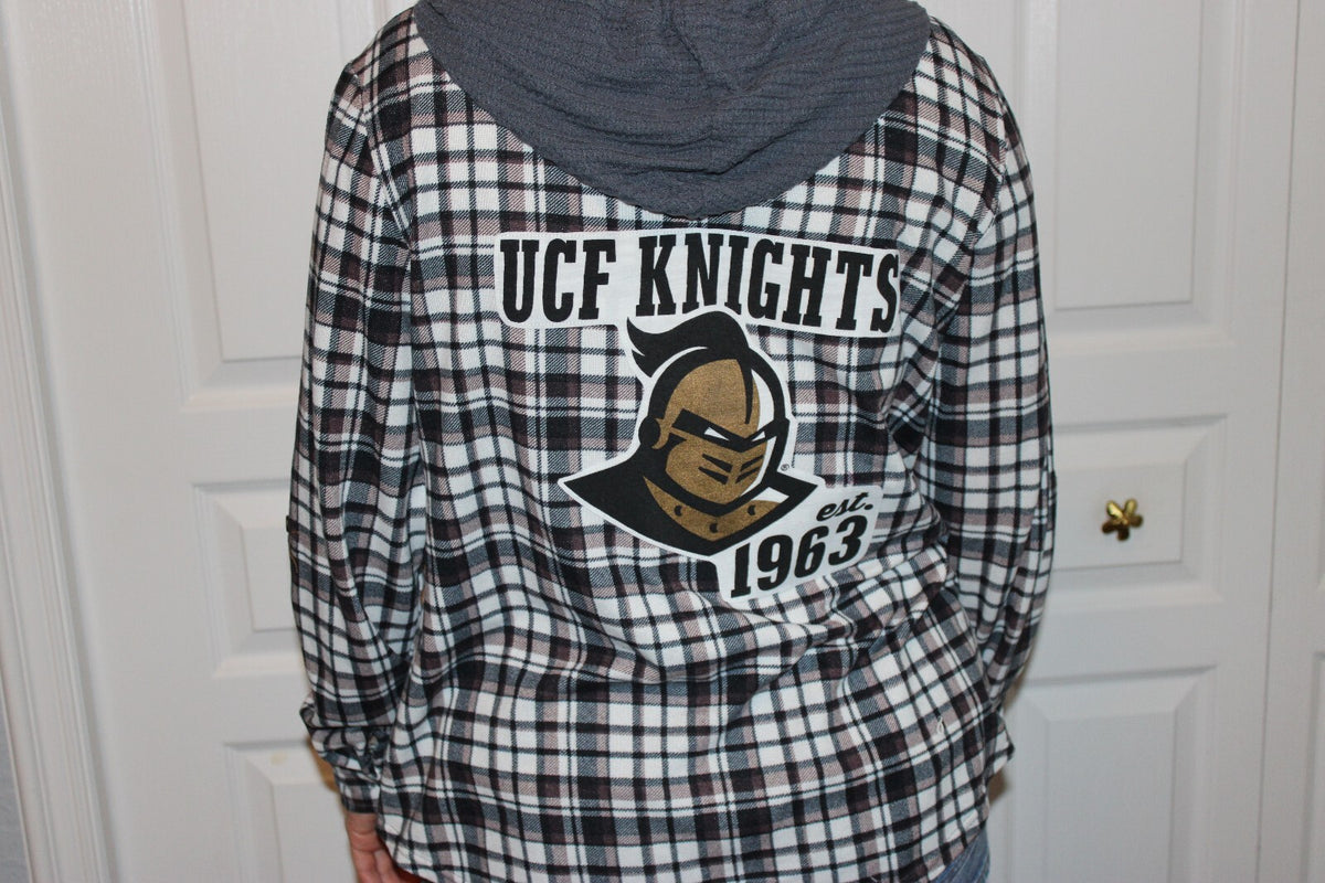 UCF Knights Plaid Hooded Button-Up Shirt. Size Medium